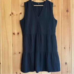 ✨ Splendid Navy Gauze V-Neck Dress | Size Medium